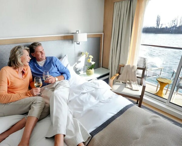 Viking Sjofn - Veranda Suite A B 3.jpg